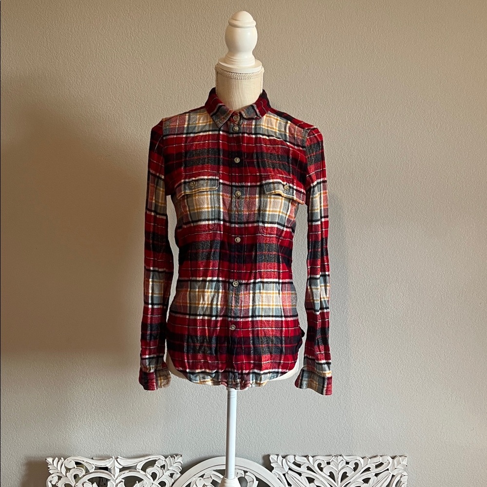 American Eagle Outfitters Multicolor Plaid Button Down Shirt